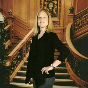 Meet your Posher, Stephanie